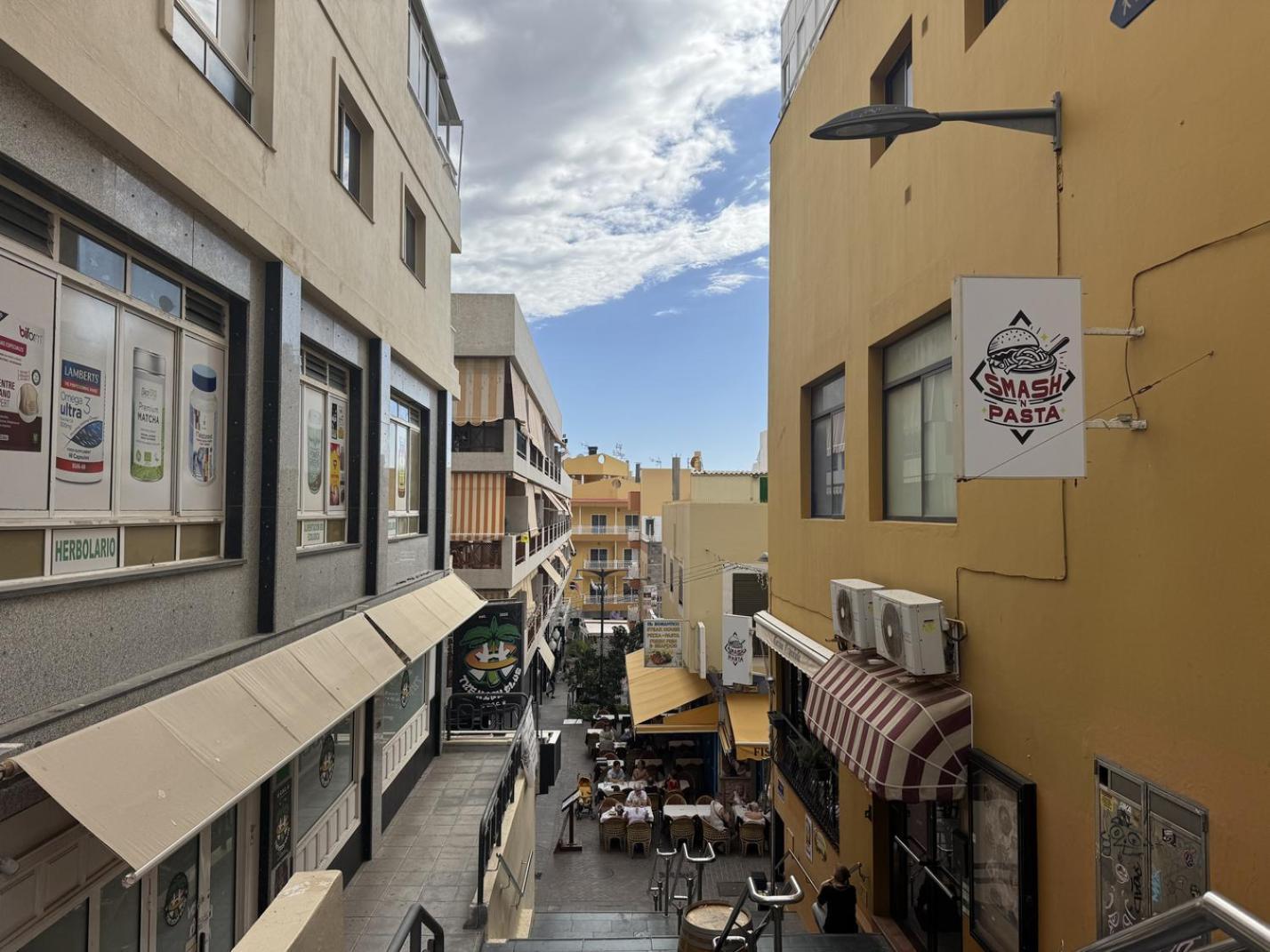 Heart Of Los Cristianos Modern Apartment Close To The Sea In Tenerife Exteriör bild