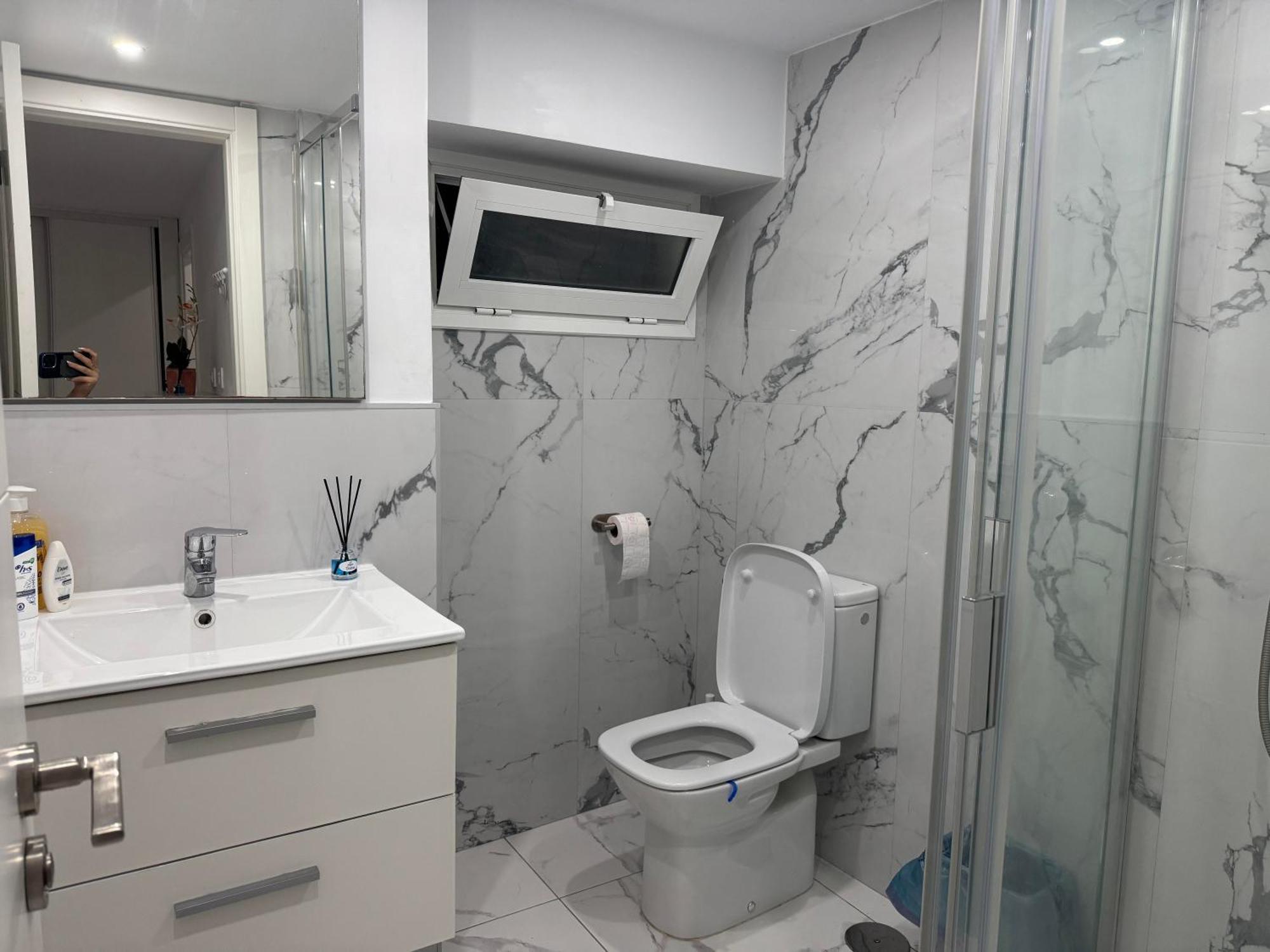 Heart Of Los Cristianos Modern Apartment Close To The Sea In Tenerife Exteriör bild
